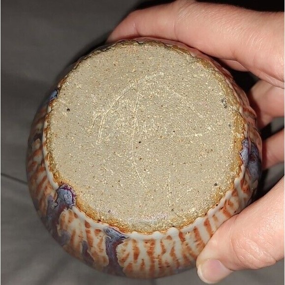 Drip Vase, Art Pottery, Glazed, 5.5" Signed On Bottom - Picture 5 of 7